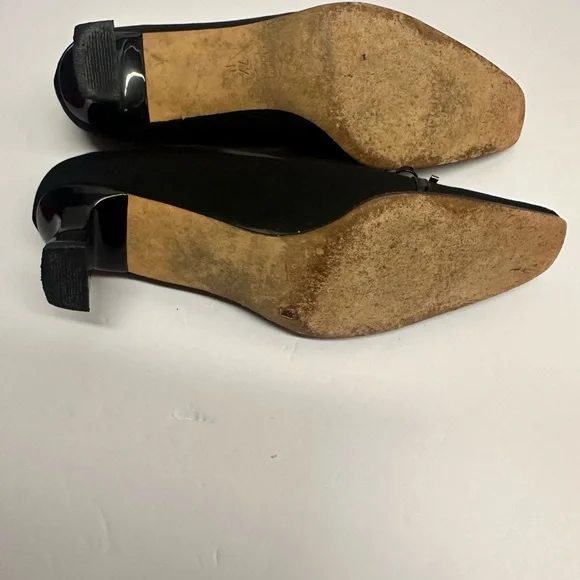 Vaneli Black Heel with Bow Accent 7.5N - Picture 6 of 9